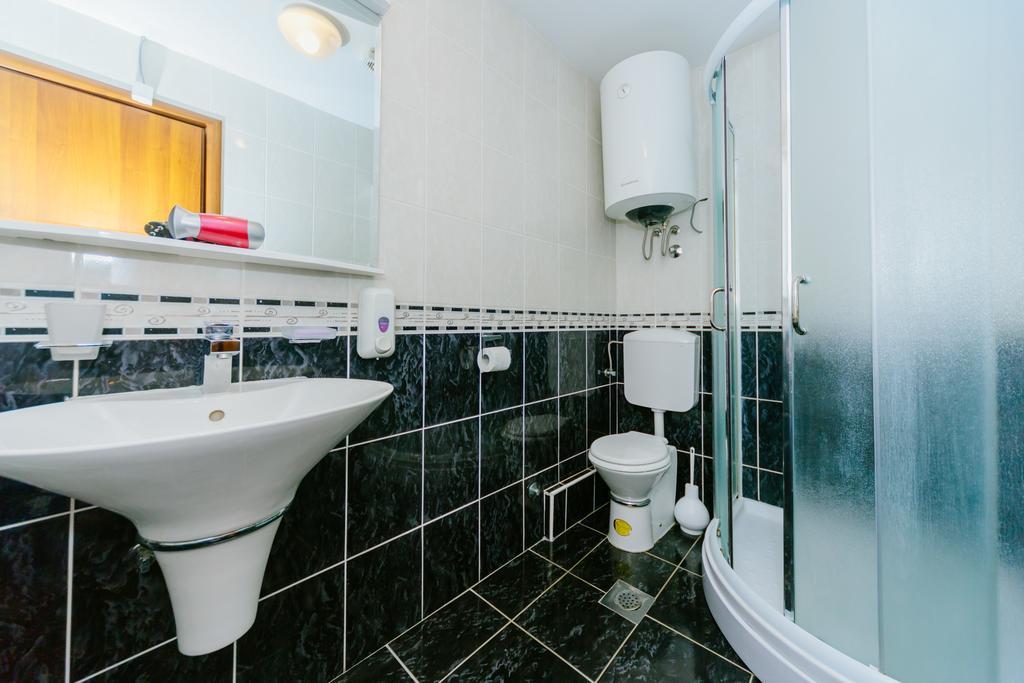 Apartmani Novakovic Котор Экстерьер фото